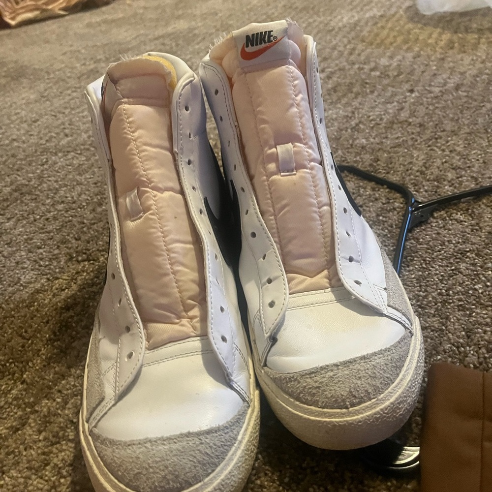 Nike blazer